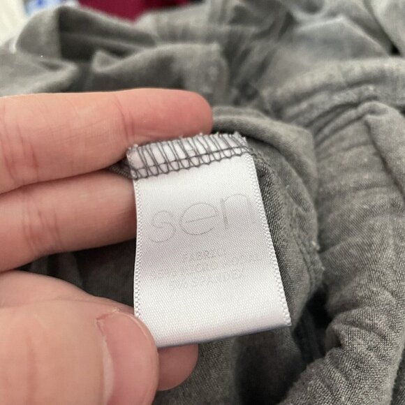 Sen Revolve Wmn 1/S Gray Jersey Knit Sleeveless Surplice Skinny Estonia Jumpsuit - Picture 9 of 11